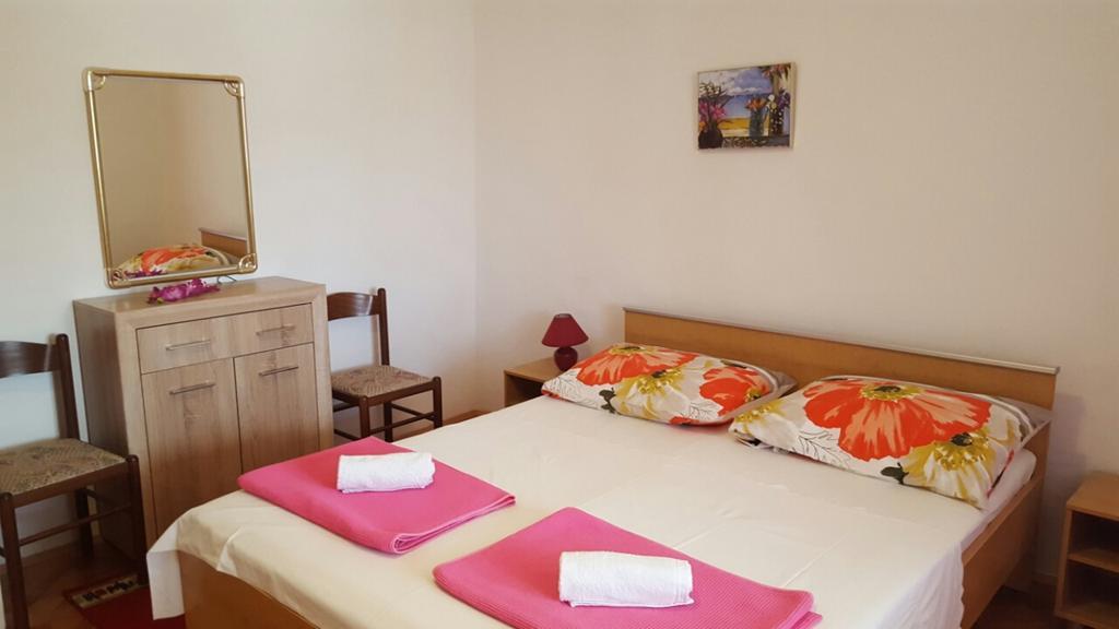 Guesthouse Jenny (Adults Only) Novalja Dış mekan fotoğraf