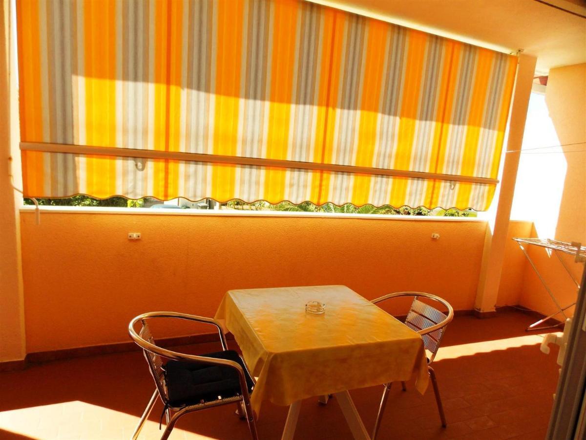 Guesthouse Jenny (Adults Only) Novalja Oda fotoğraf